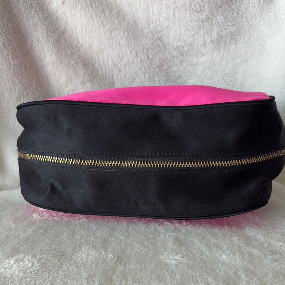 Prada Pink Cosmetic Bag with Structured Design - Picture 2 of 9